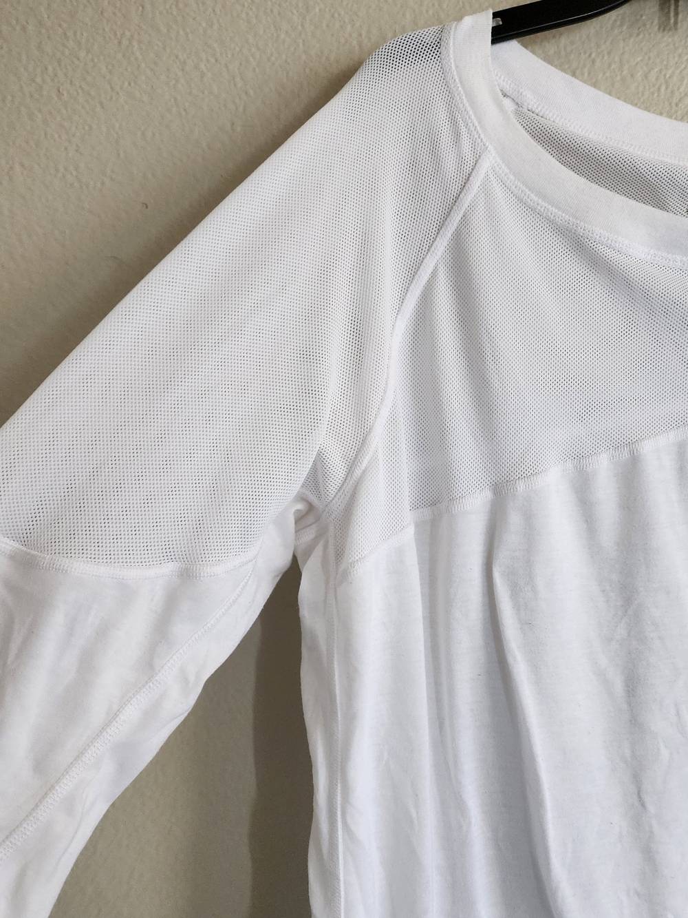 Nike Dri-Fit White Mesh Asymmetrical Pullover Sweatshirt XL - Picture 2 of 8